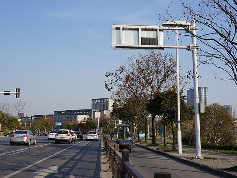 电子显示标志牌杆件